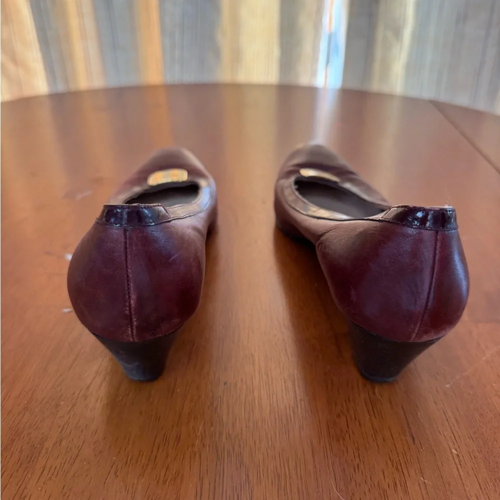 Salvatore Ferragamo Firenze Burgundy Leather Pumps size 8 vintage